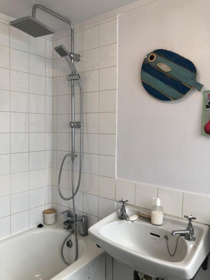 Cosy Two Bedroom House In Beautiful 라이 외부 사진