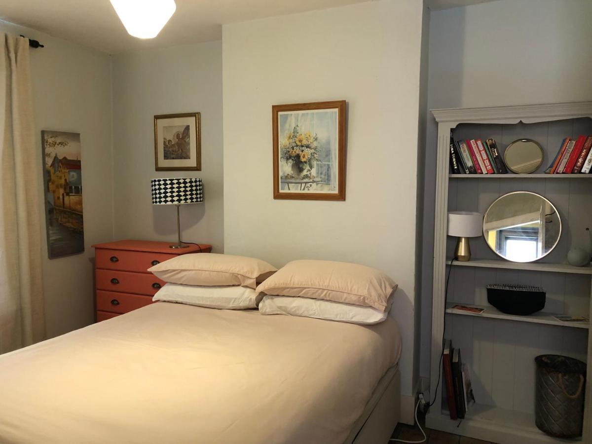Cosy Two Bedroom House In Beautiful 라이 외부 사진