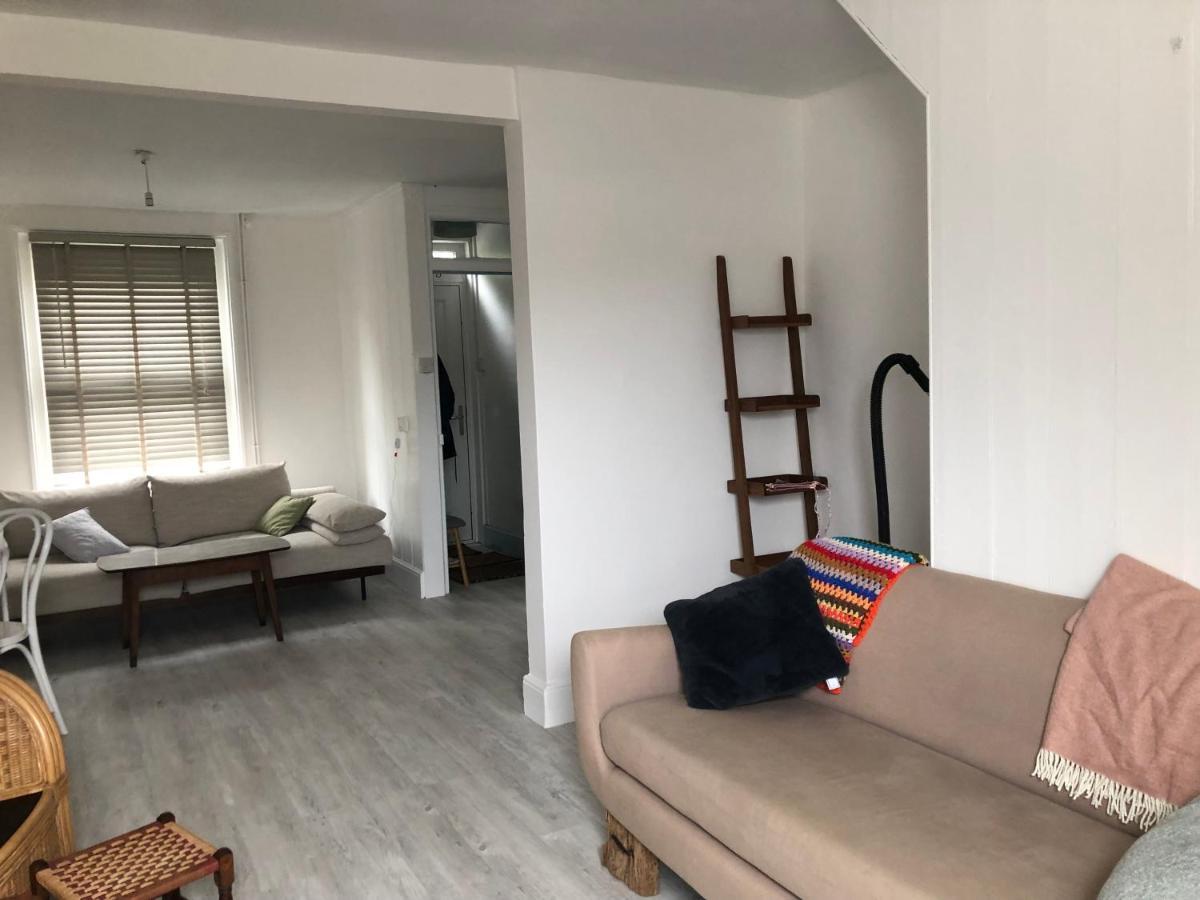Cosy Two Bedroom House In Beautiful 라이 외부 사진